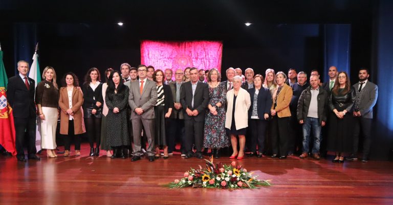 Município do Sabugal distingue personalidades e entrega voto de louvor à Equipa de Enfermagem do Centro de Saúde